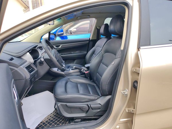 Geely Emgrand GS 2016, 134200 км, за 3886 USD - фото 16