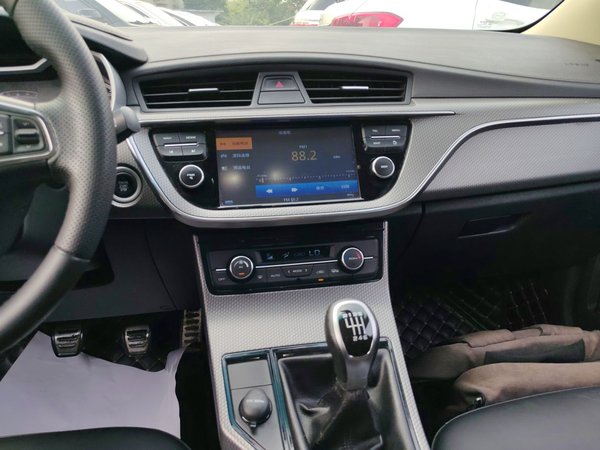 Geely Emgrand GS 2016, 134200 км, за 3886 USD - фото 14
