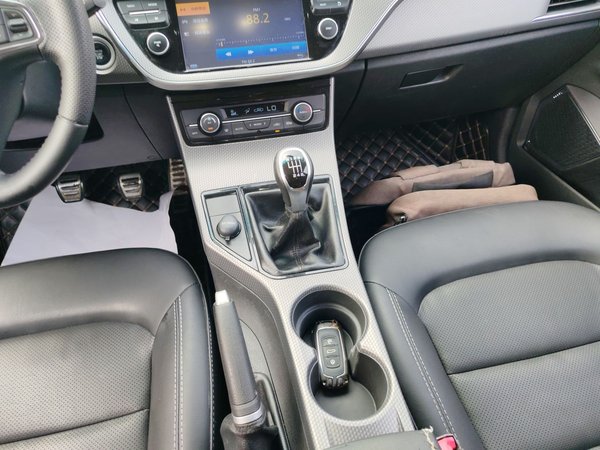 Geely Emgrand GS 2016, 134200 км, за 3886 USD - фото 15