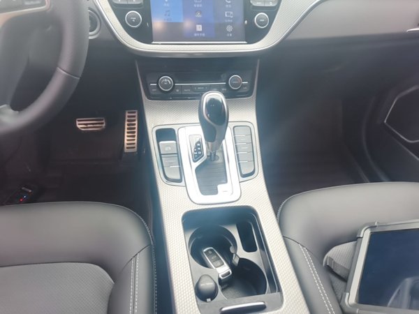 Geely Auto Emgrand GS 2016, 34300 км, за 5826 USD - фото 17