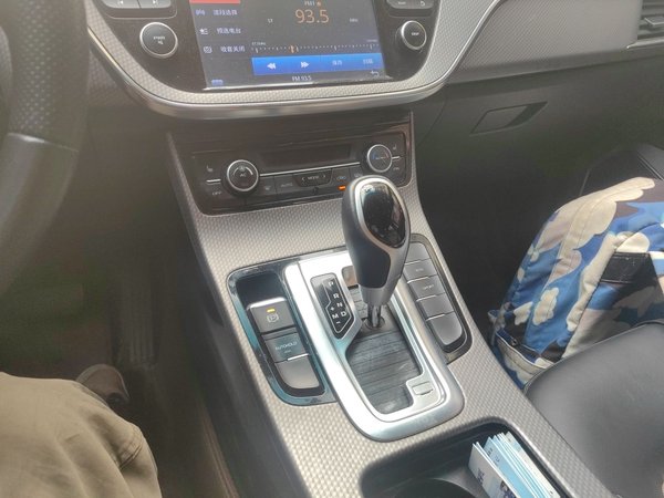 Geely Auto Emgrand GS 2016, 125200 км, за 5038 USD - фото 14