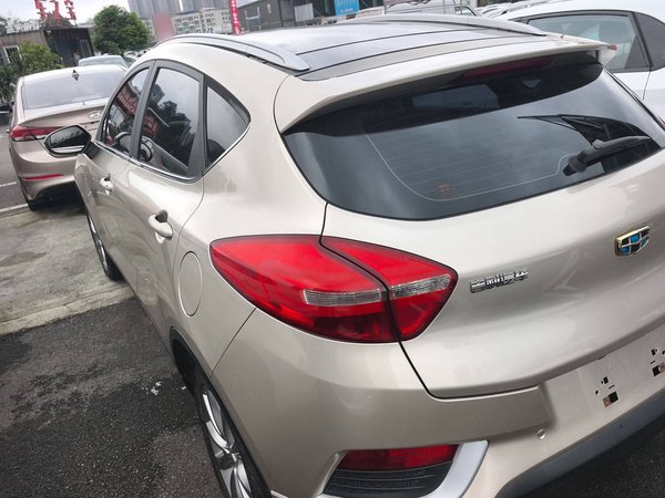 Geely Emgrand GS 2016, 94000 км, за 5946 USD - фото 6