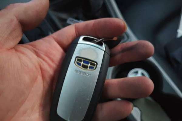 Geely Auto Emgrand GS 2016, 114100 км, за 2821 USD - фото 20
