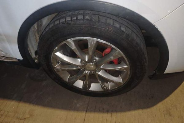 Geely Auto Emgrand GS 2016, 170900 км, за 2908 USD - фото 8