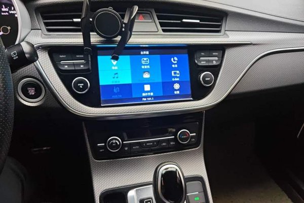 Geely Auto Emgrand GS 2016, 59800 км, за 3806 USD - фото 17