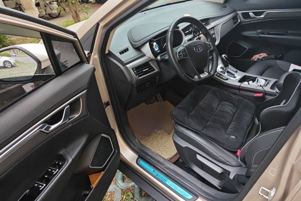Geely Auto Emgrand GS 2016, 59800 км, за 3806 USD - фото 20