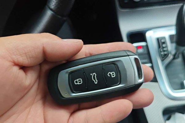 Geely Auto Emgrand GS 2016, 59800 км, за 3806 USD - фото 24