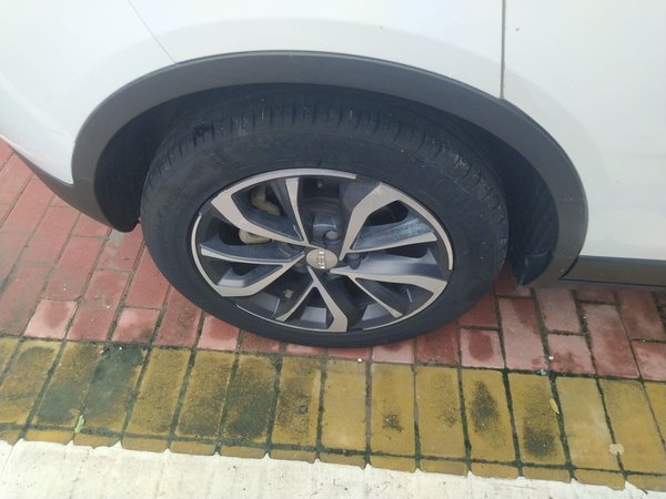 Geely Emgrand GS 2019, 131400 км, за 5867 USD - фото 10