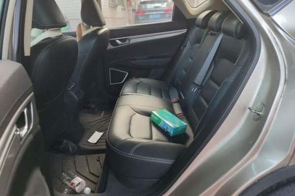 Geely Auto Emgrand GS 2019, 45700 км, за 5120 USD - фото 17