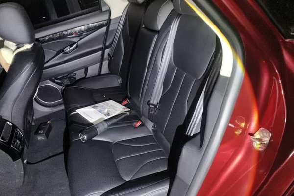 Geely Auto Emgrand GT 2016, 163800 км, за 4318 USD - фото 20
