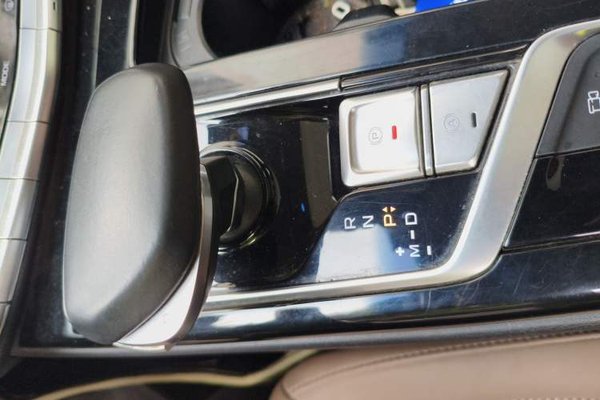 Geely Auto Emgrand GT 2020, 61900 км, за 6244 USD - фото 15