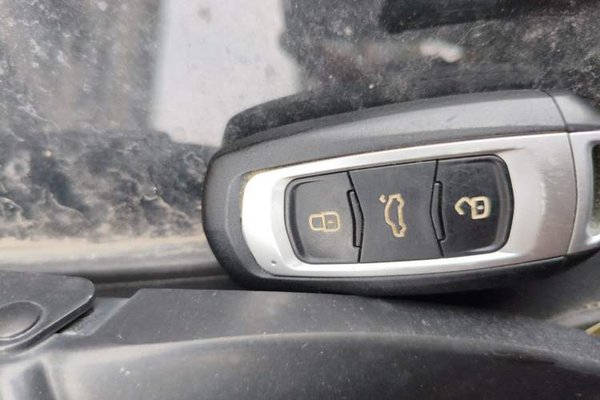 Geely Auto Emgrand GT 2020, 61900 км, за 6244 USD - фото 9