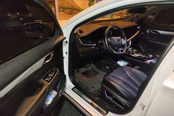 Geely Auto Emgrand GT 2021, 61600 км, за 7296 USD - фото 17