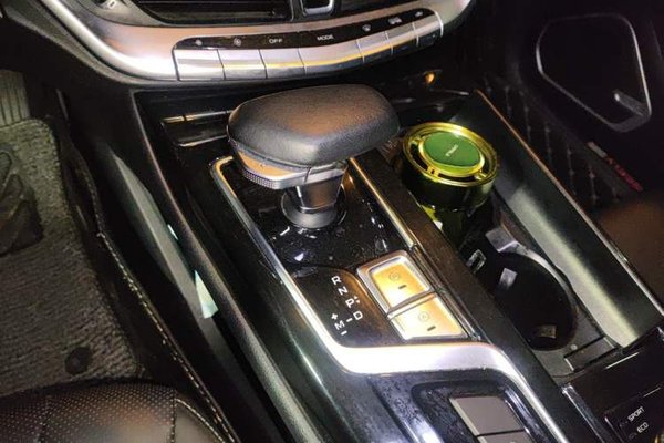 Geely Auto Emgrand GT 2021, 61600 км, за 7296 USD - фото 15