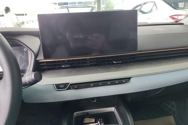 Geely Auto Emgrand L 2022, 79100 км, за 7939 USD - фото 15