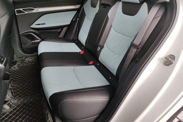 Geely Auto Emgrand L 2022, 79100 км, за 7939 USD - фото 20
