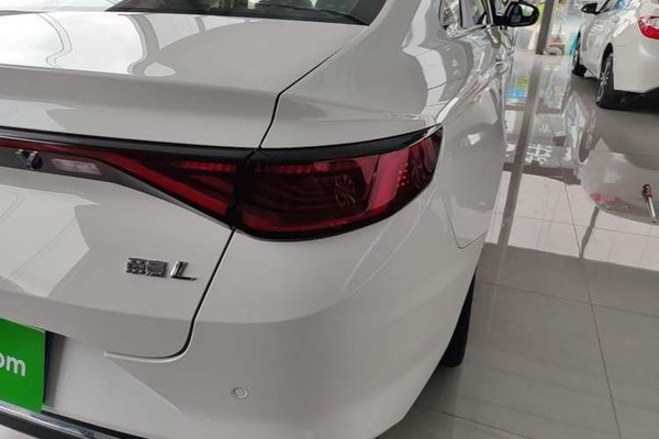 Geely Auto Emgrand L 2022, 79100 км, за 7939 USD - фото 9