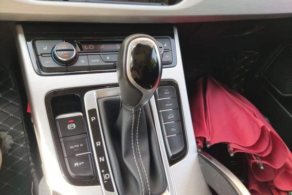 Geely Auto Emgrand X7 Sport 2016, 102700 км, за 4824 USD - фото 11