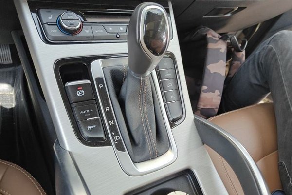 Geely Auto Emgrand X7 Sport 2016, 70200 км, за 5576 USD - фото 13