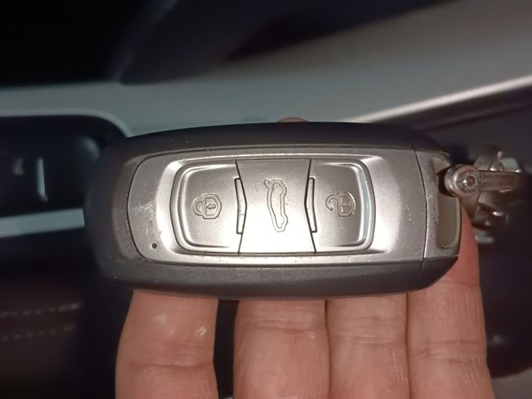 Geely Emgrand X7 Sport 2016, 125700 км, за 6524 USD - фото 12