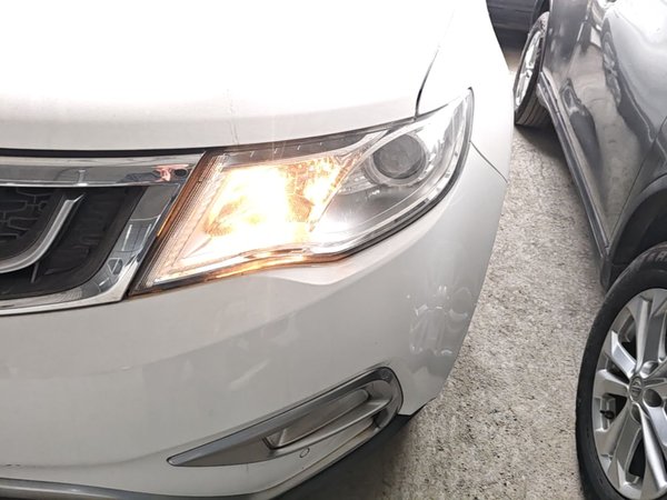 Geely Auto Emgrand X7 Sport 2016, 139200 км, за 5944 USD - фото 9