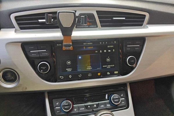Geely Auto Emgrand X7 Sport 2016, 177500 км, за 4804 USD - фото 10