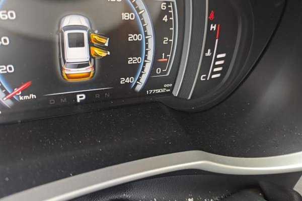 Geely Auto Emgrand X7 Sport 2016, 177500 км, за 4804 USD - фото 9