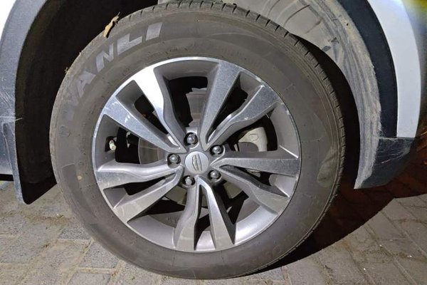 Geely Auto Emgrand X7 Sport 2016, 80100 км, за 4580 USD - фото 23