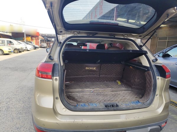 Geely Emgrand X7 Sport 2016, 115000 км, за 6161 USD - фото 22