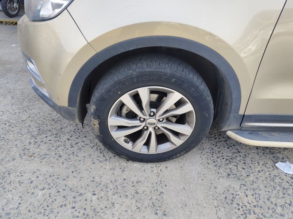 Geely Emgrand X7 Sport 2016, 115000 км, за 6161 USD - фото 8
