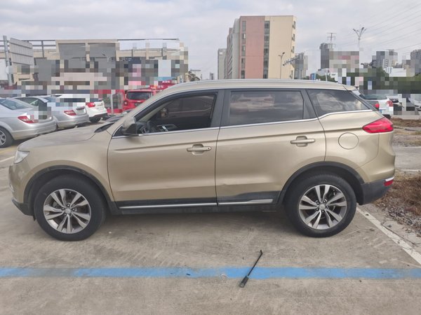 Geely Emgrand X7 Sport 2016, 44900 км, за 4389 USD