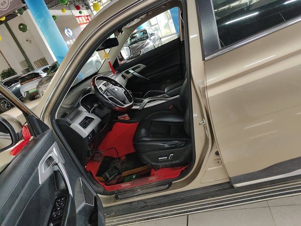 Geely Emgrand X7 Sport 2018, 126500 км, за 5605 USD - фото 16