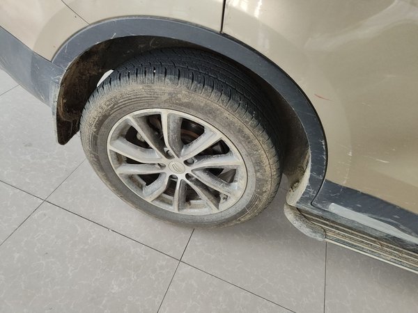 Geely Emgrand X7 Sport 2018, 126500 км, за 5605 USD - фото 10