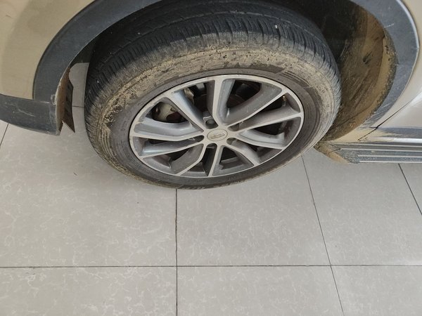 Geely Emgrand X7 Sport 2018, 126500 км, за 5605 USD - фото 9