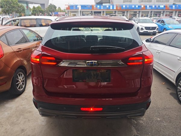 Geely Emgrand X7 Sport 2018, 129800 км, за 5982 USD