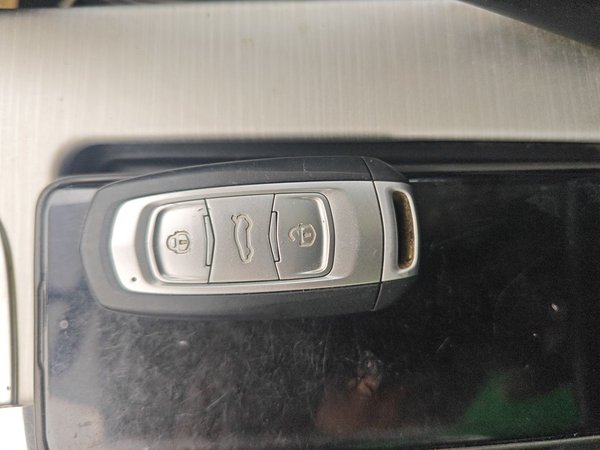 Geely Emgrand X7 Sport 2018, 129800 км, за 5982 USD - фото 12