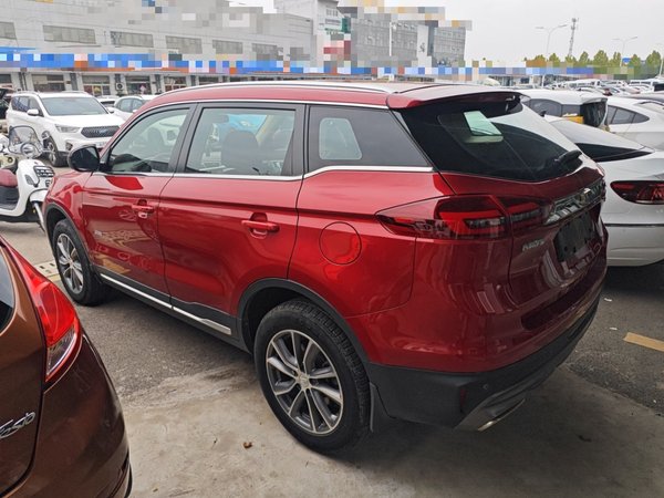 Geely Emgrand X7 Sport 2018, 129800 км, за 5982 USD