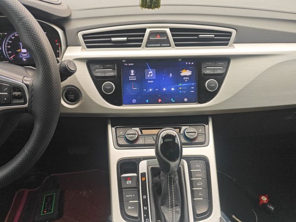 Geely Emgrand X7 Sport 2018, 129800 км, за 5982 USD - фото 16