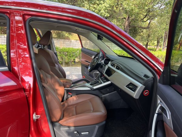 Geely Auto Emgrand X7 Sport 2018 1.8TD Automatic Two-Wheel Drive ZhiZun Model with 4G Connectivity, 2018 года