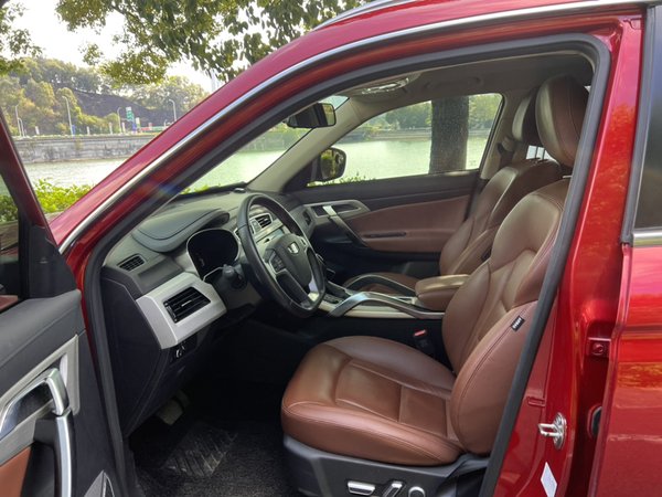 Geely Emgrand X7 Sport 2018, 66300 км, за 6778 USD - фото 12