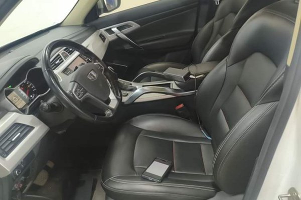 Geely Auto Emgrand X7 Sport 2018, 101300 км, за 5974 USD - фото 17