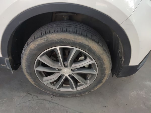 Geely Emgrand X7 Sport 2018, 105800 км, за 6642 USD - фото 8