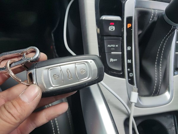 Geely Emgrand X7 Sport 2018, 105800 км, за 6642 USD - фото 17