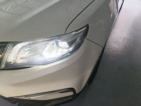 Geely Emgrand X7 Sport 2018, 163100 км, за 6438 USD - фото 6