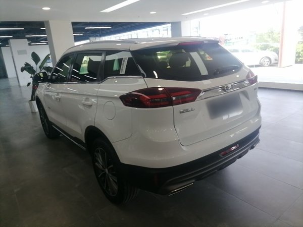 Geely Auto Emgrand X7 Sport 2018, 50000 км, за 7383 USD