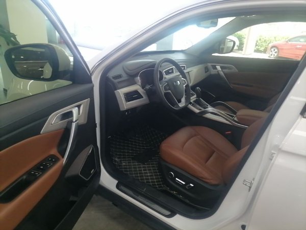 Geely Auto Emgrand X7 Sport 2018, 50000 км, за 7383 USD - фото 19