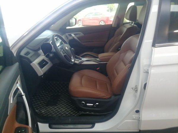 Geely Auto Emgrand X7 Sport 2018, 50000 км, за 7383 USD - фото 18