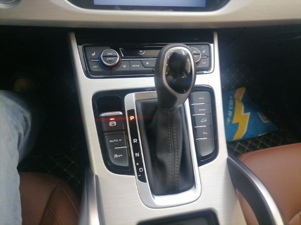 Geely Auto Emgrand X7 Sport 2018, 50000 км, за 7383 USD - фото 17