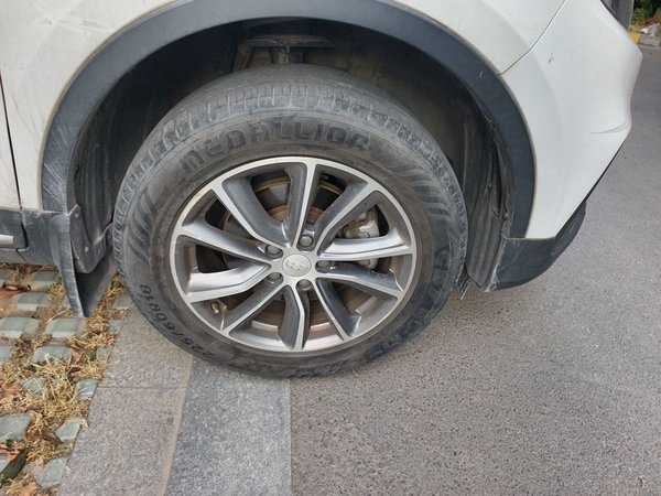 Geely Auto Emgrand X7 Sport 2018, 47100 км, за 5578 USD