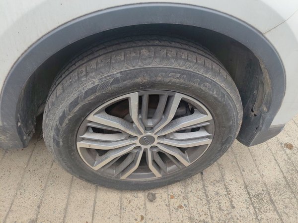 Geely Auto Emgrand X7 Sport 2020, 85300 км, за 8513 USD - фото 8